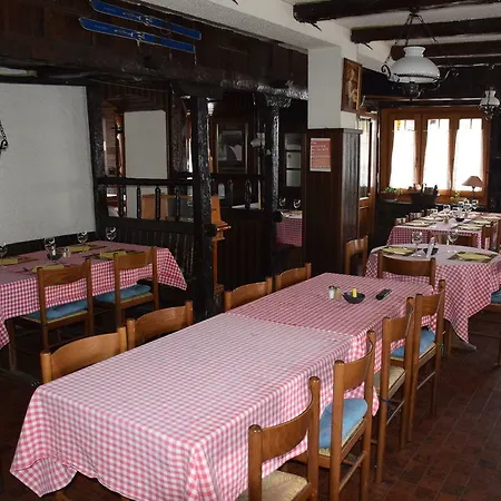 Hotel De La Poste 3*